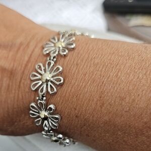 Silver Daisy Bracelet